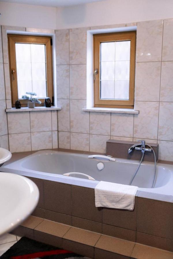 Moderne Landwohnung - Pension - Top Lage Gottmadingen Exteriér fotografie
